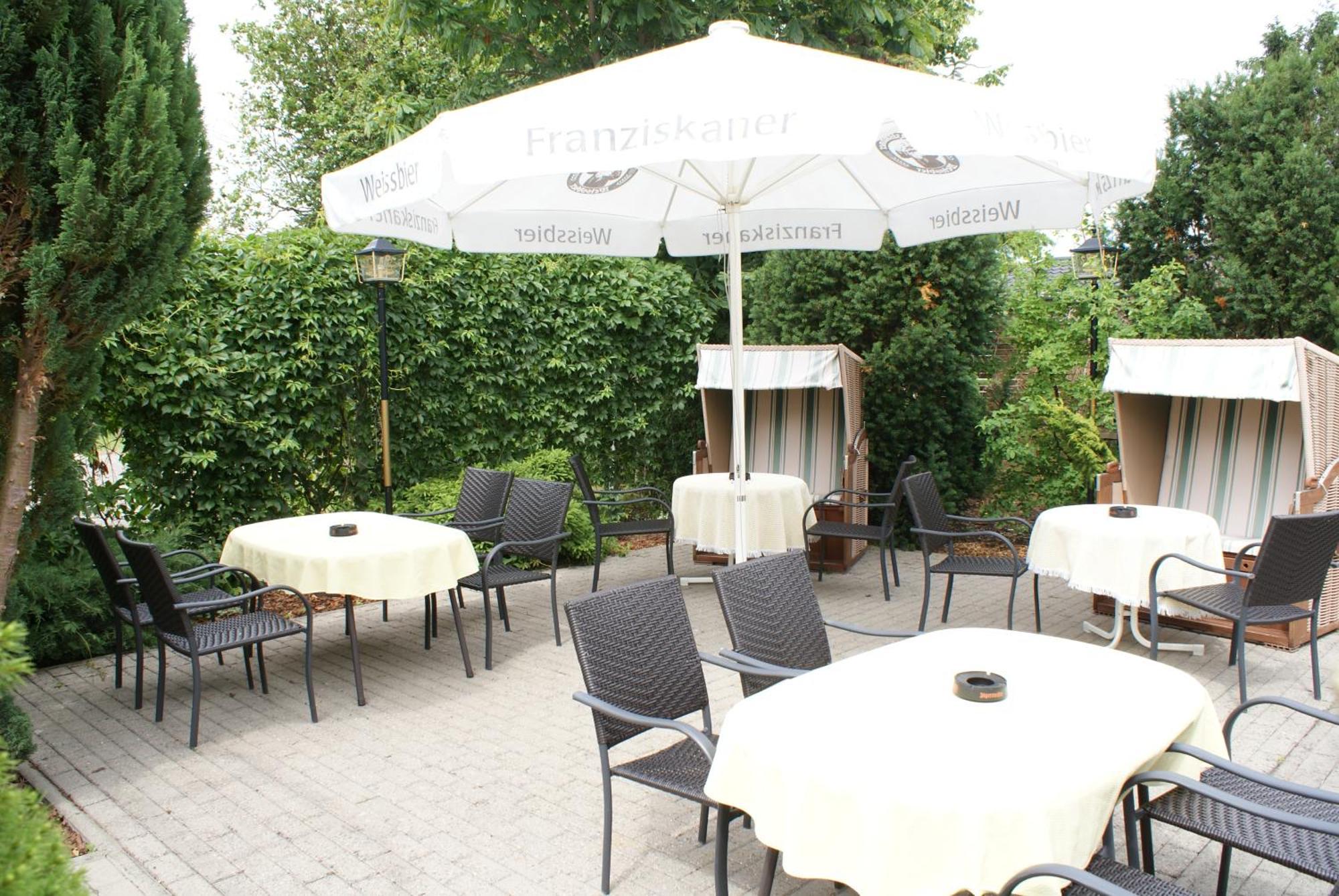 Kastanienhof Hotel Garni ซินโนวิทซ์ ภายนอก รูปภาพ