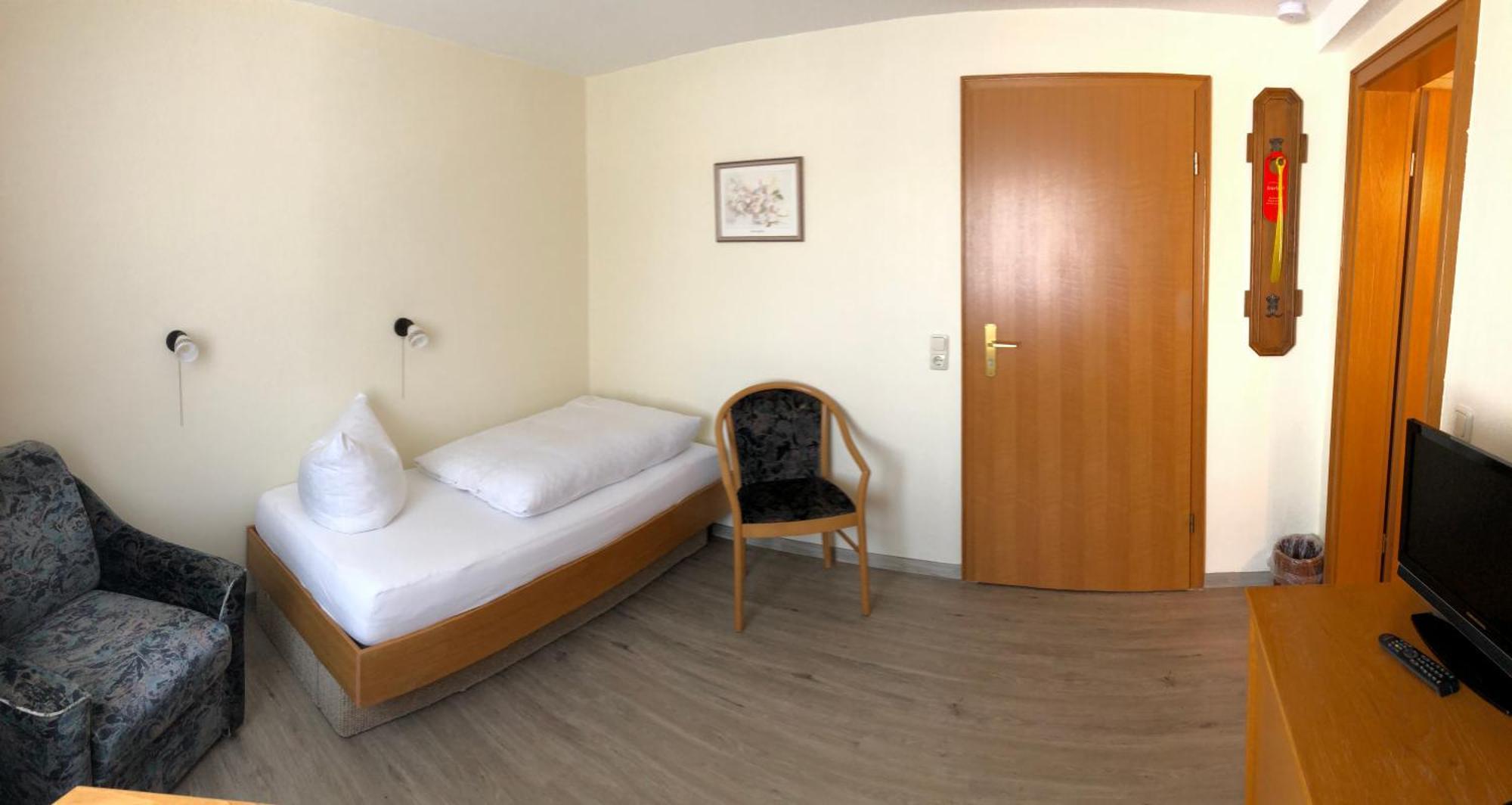 Kastanienhof Hotel Garni ซินโนวิทซ์ ห้อง รูปภาพ
