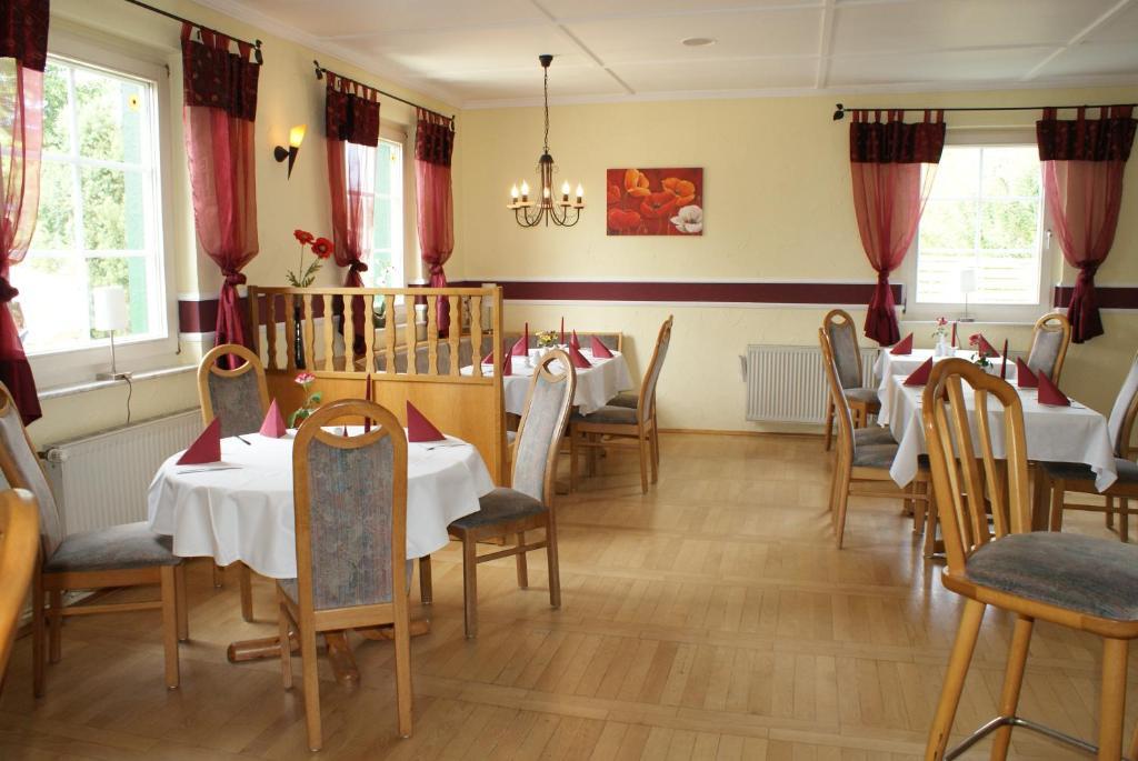 Kastanienhof Hotel Garni ซินโนวิทซ์ ภายนอก รูปภาพ